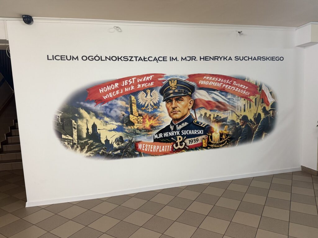 Pełna personalizacja — druk ścienny UV PrintWall